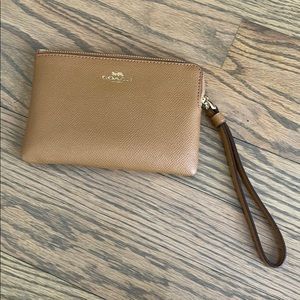 NWT coach wristlet